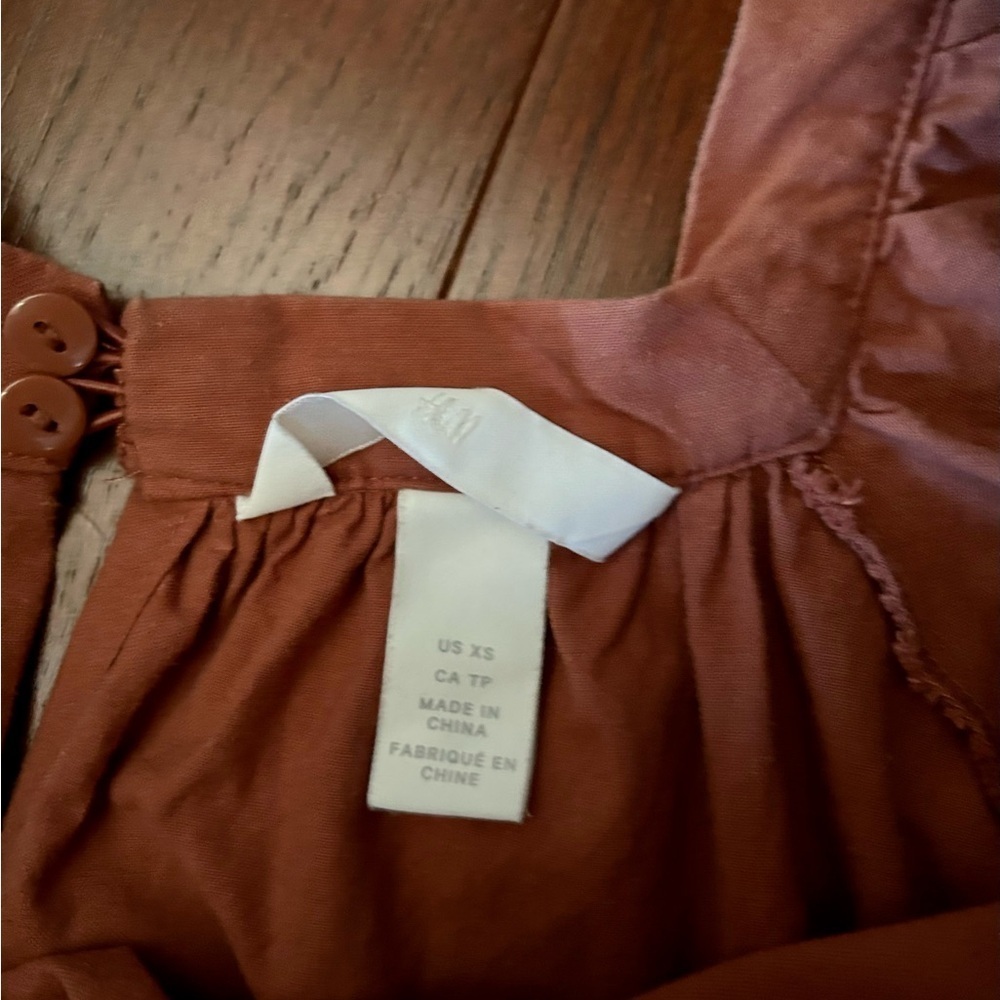H&M BELTED ROMPER SIZE XS RUST BROWN cotton excellent condition - Picture 9 of 12